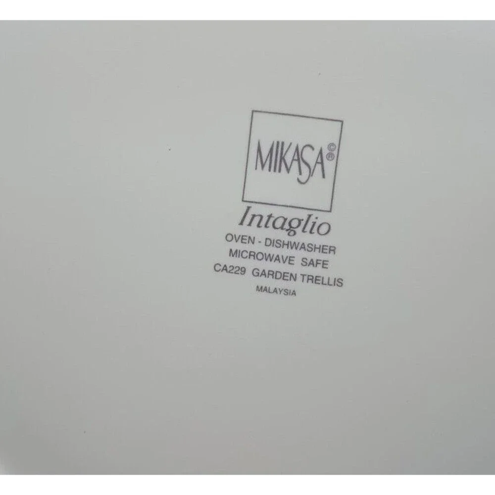 Mikasa Garden Trellis Chop Plate Charger CA229 Intaglio 12.5